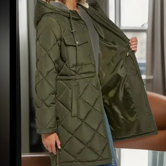 Levi's Olive Hooded Puffer Coat - Picture 7 of 12